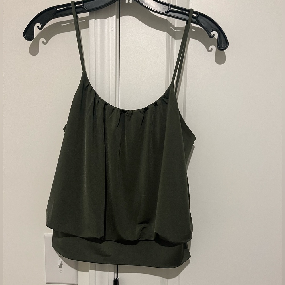 Express Top, size XS, dark green